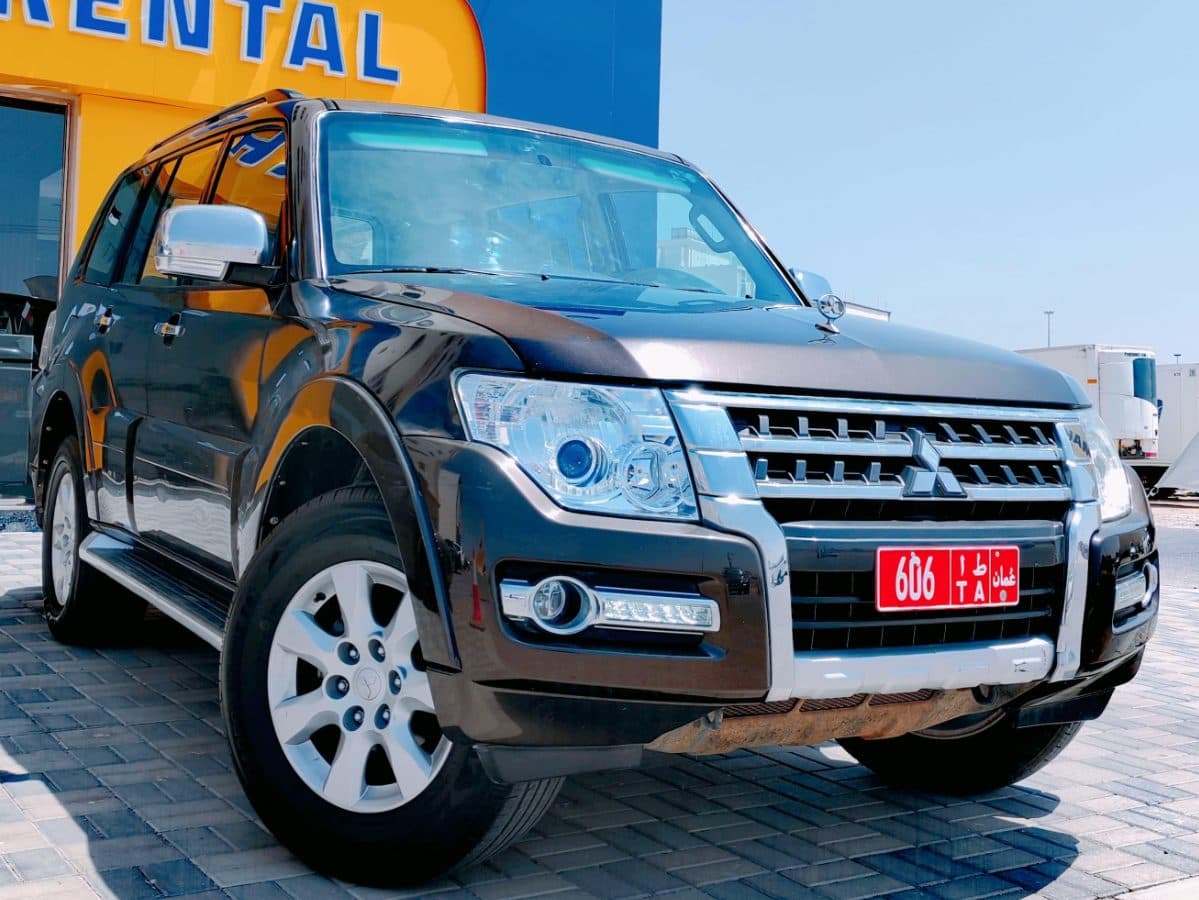 Mitsubishi Pajero 2022