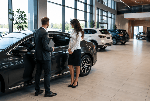 A Complete Guide to Choosing the Right Luxury Car Rental Muscat Service