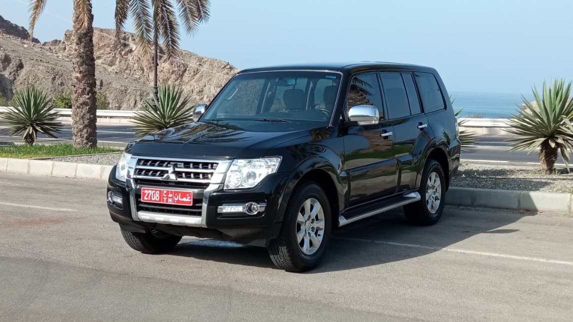 Mitsubishi Pajero 2016 1