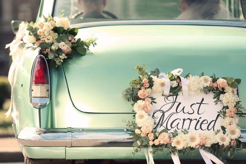 How to Choose a Car for Your Wedding